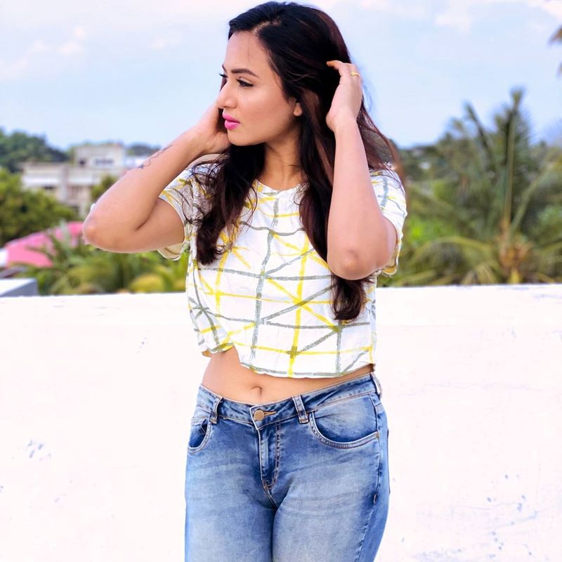 Jananiashokkumar 