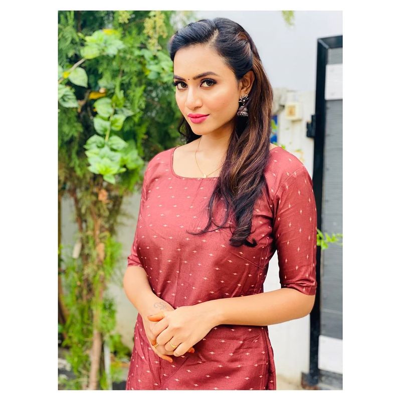 Jananiashokkumar 