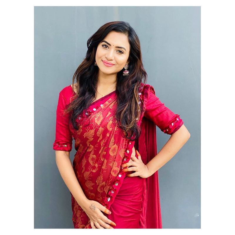 Jananiashokkumar 
