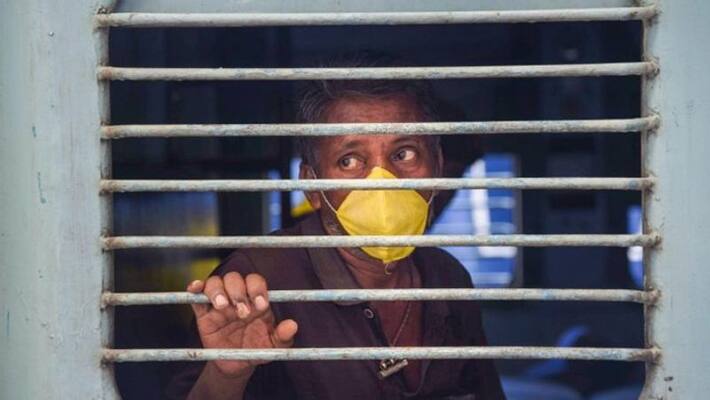 Home Ministry Says 468 trains run to take migrant workers home in India kpn Home Ministry Says 468 trains run to take migrant workers home in India kpn