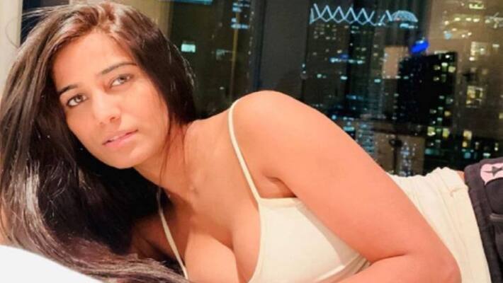 actress poonam pandey release the video goes viral actress poonam pandey release the video goes viral