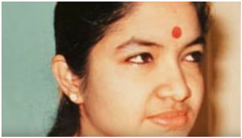 കെ എസ് ചിത്ര