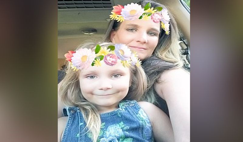 horrific photos of beetle coming out of 6 year old girl will churn your stomach kph