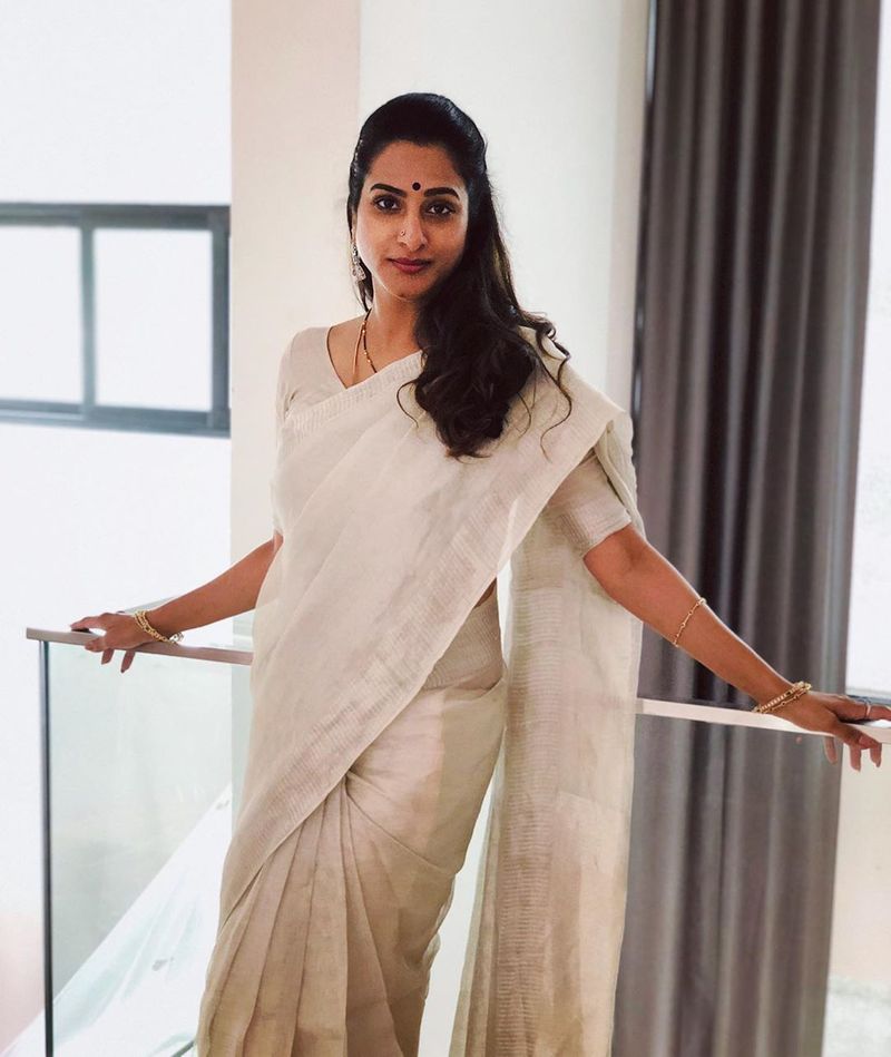 ajith movie actress surekha vani second marriage roomer
