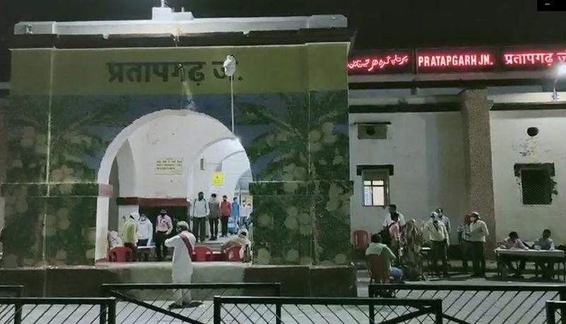 मामले में प्रतापगढ़ के डीएम ने सफाई पेश की है। उन्होंने ट्विटर पर लिखा है कि "उक्त प्रकरण का संज्ञान लेते हुए संबंधित अधिकारी को इस कृत्य के लिए कठोर चेतावनी निर्गत की गई है, इस प्रकार का कृत्य घोर निंदनीय है सभी अधिकारियों को यह भी निर्देशित किया गया है कि प्रत्येक दशा में श्रमिकों के साथ मर्यादापूर्ण व्यवहार सुनिश्चित किया जाए"।