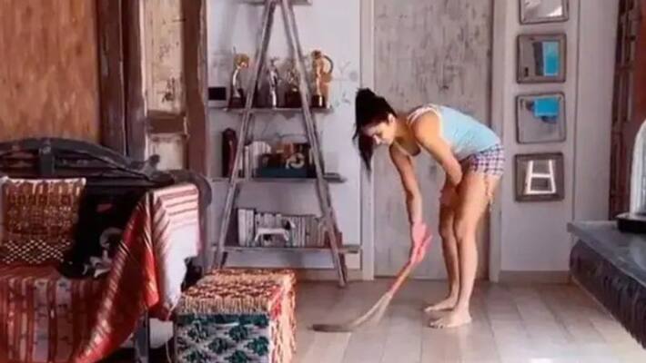 katrina kaif shares funny image in which she judges mops in her home katrina kaif shares funny image in which she judges mops in her home