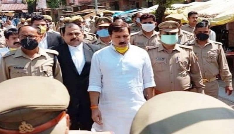 Dhananjay Singh increasing difficulties, court summoned criminal record, police increased the stream ASA