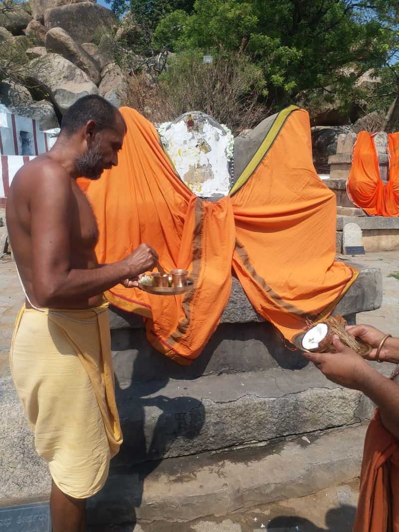 ಲಾಕ್ಡೌನ್ ಹಿನ್ನೆಲೆಯಲ್ಲಿ ಸಾರ್ವಜನಿಕರ ಪ್ರವೇಶಕ್ಕೆ ನಿಷೇಧ 