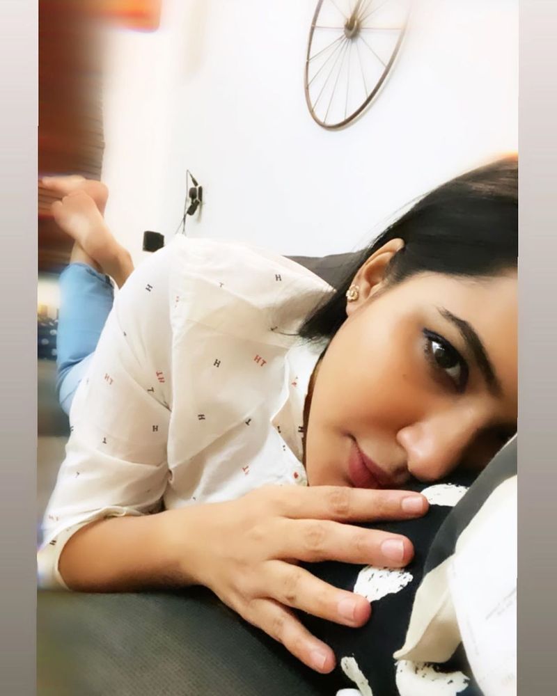 Bigg Boss fame Ashu Reddy Instagram photos