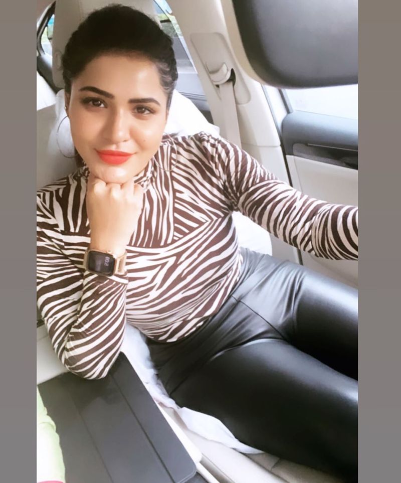 Bigg Boss fame Ashu Reddy Instagram photos