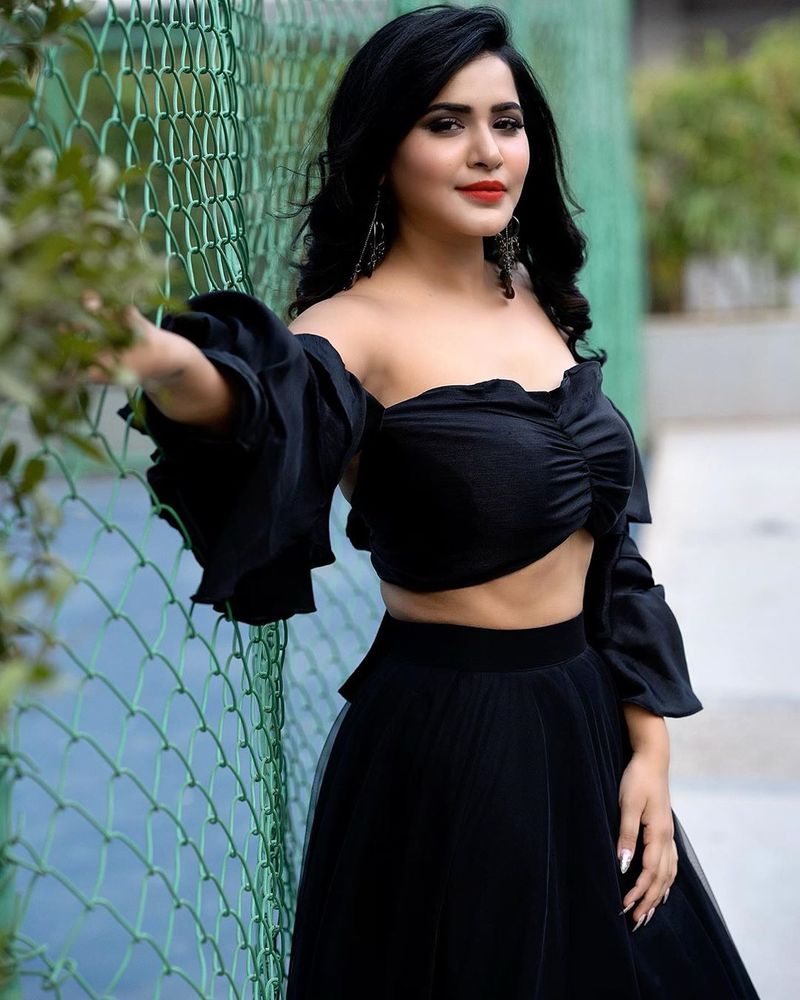Last year, she was part of Bigg Boss Telugu season 3 which was hosted by Samantha's father-in-law Nagarjuna Akkineni.