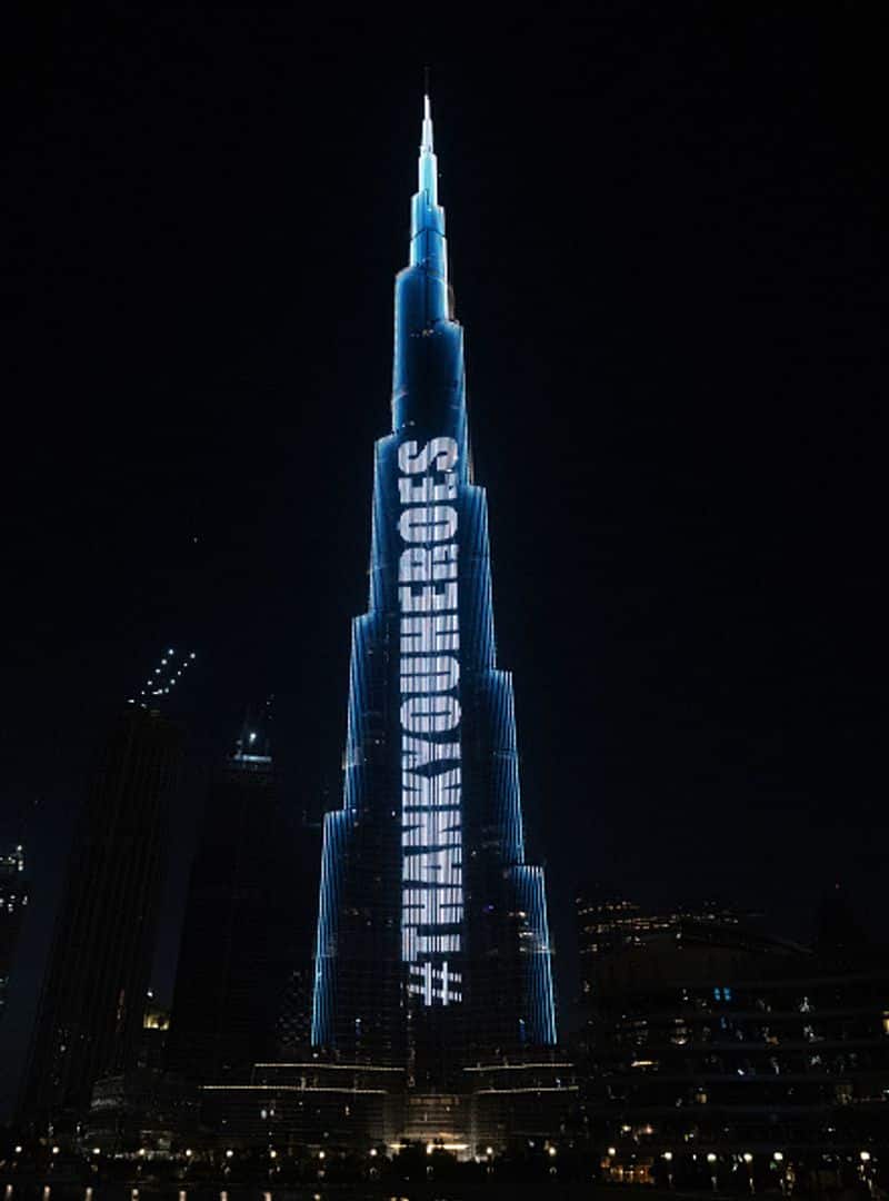 Coronavirus watch burj khalifa turns into world tallest donation box 1 million lights sold