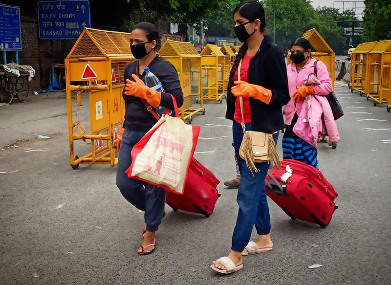 സമസ്ത തൊഴില് മേഖലയെയും ഇത് കാര്യമായി ബാധിച്ചു തുടങ്ങിയിരിക്കുന്നുവെന്നാണ് സർവ്വേകൾ പറയുന്നത്.