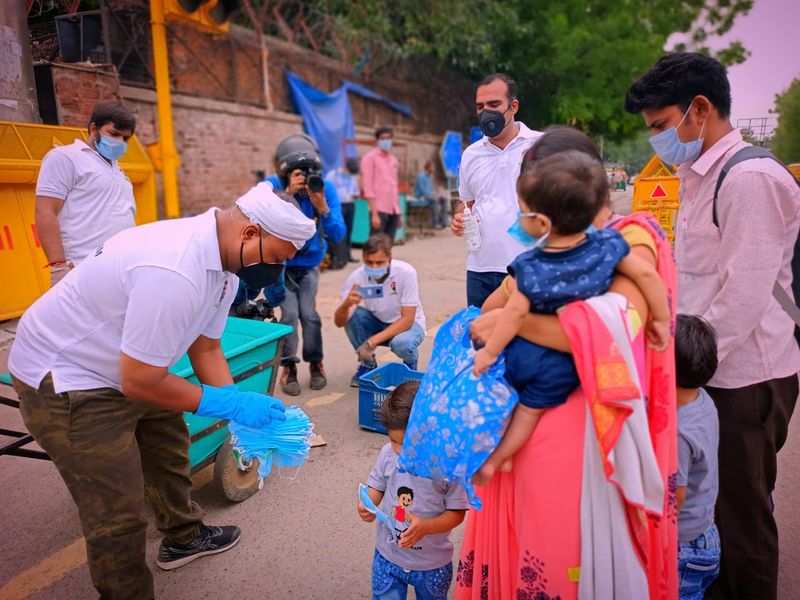 10 സിവിൽ സൊസൈറ്റി ഓർഗനൈസേഷനുകളുമായി സഹകരിച്ച് അസിം പ്രേംജി സർവകലാശാല നടത്തിയ ഫോൺ സർവ്വേയിലാണ് ഇക്കാര്യം വ്യക്തമായത്.
