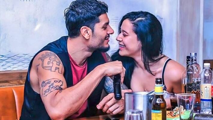 Bigil Actor Jackie Shroffs daughter Krishna lip lock Photo With Boy Friend going viral Bigil Actor Jackie Shroffs daughter Krishna lip lock Photo With Boy Friend going viral