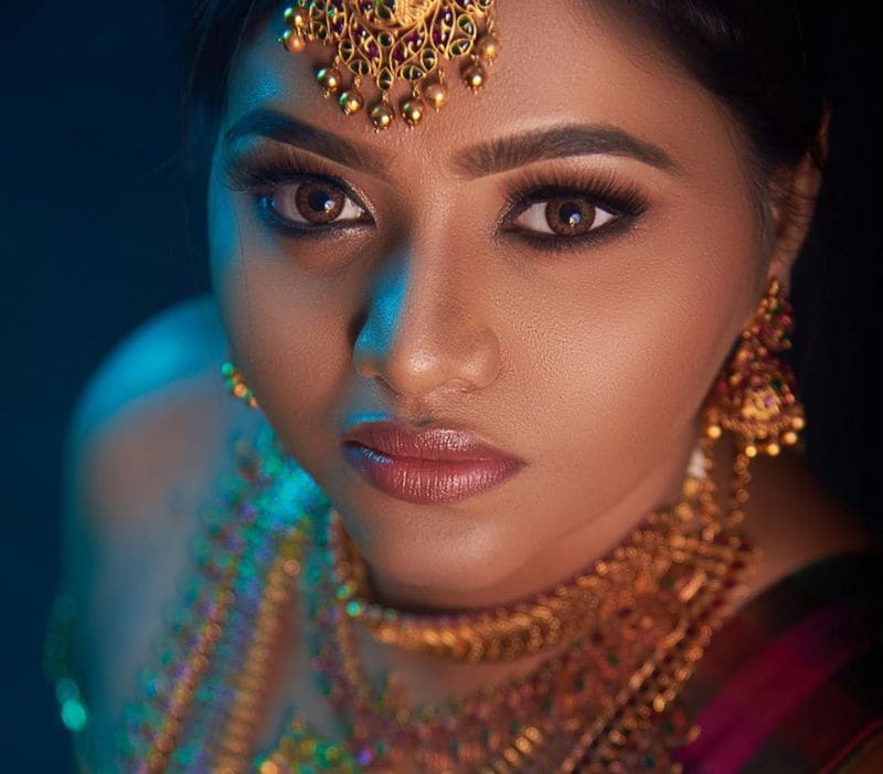 அடேங்கப்பா!!! முன்னழகை தாறுமாறாக காட்டி இளசுகளுக்கு கொக்கி போடும் ஷாலு ஷாமுவின் ஹாட் போட்டோ கேலரி...