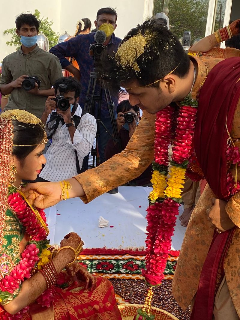 Hero Nikhil and Pallavi varma wedding photos