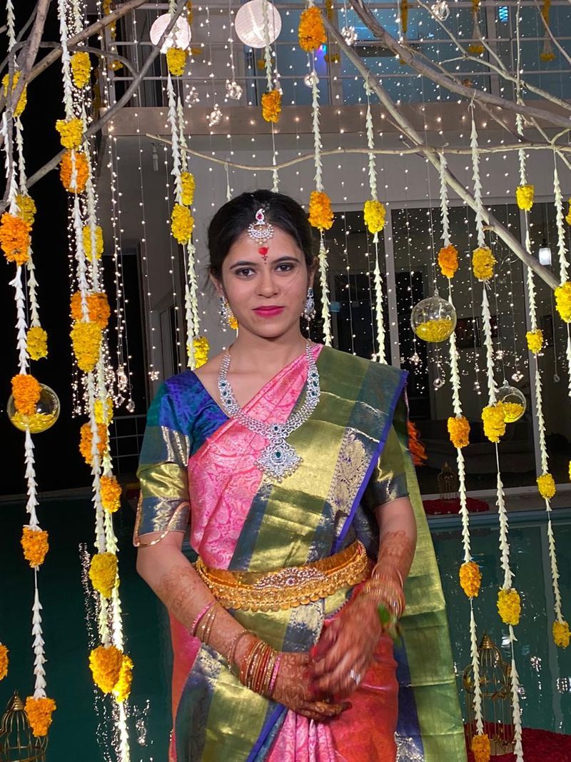Hero Nikhil and Pallavi varma wedding photos