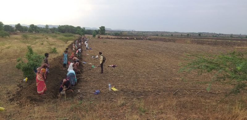 ಹರಿಹರದ ಶ್ರೀಶೈಲ ಶಿಕ್ಷಣ ಮಹಾವಿದ್ಯಾಲಯದಲ್ಲಿ ಮೂರು ತಿಂಗಳ ಹಿಂದಷ್ಟೇ ಬಿಎಡ್ ಪದವಿ ಪೂರೈಸಿದ್ದ ಲಾಲವ್ವ ಲಮಾಣಿ 