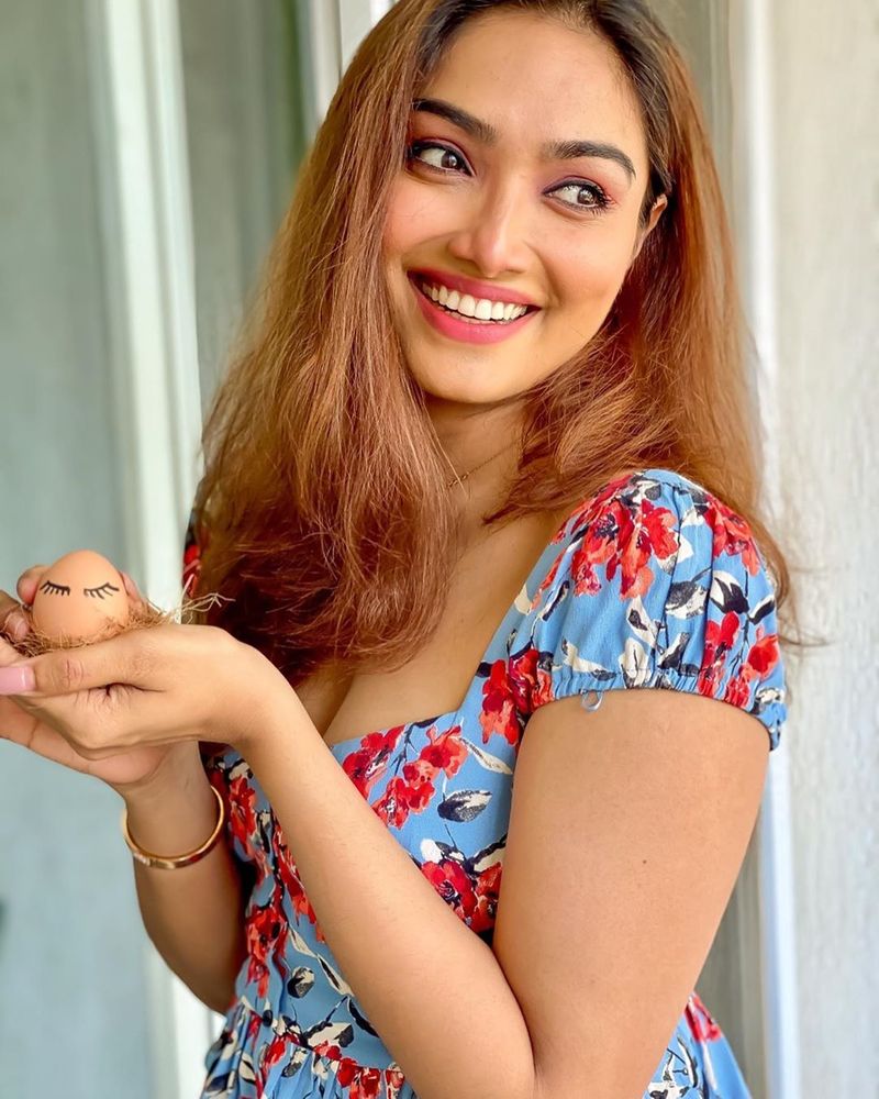 Aieshwarya devan 
