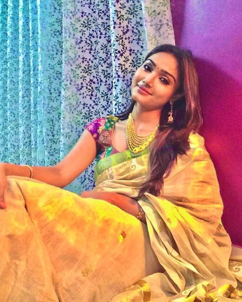 Aieshwarya devan 