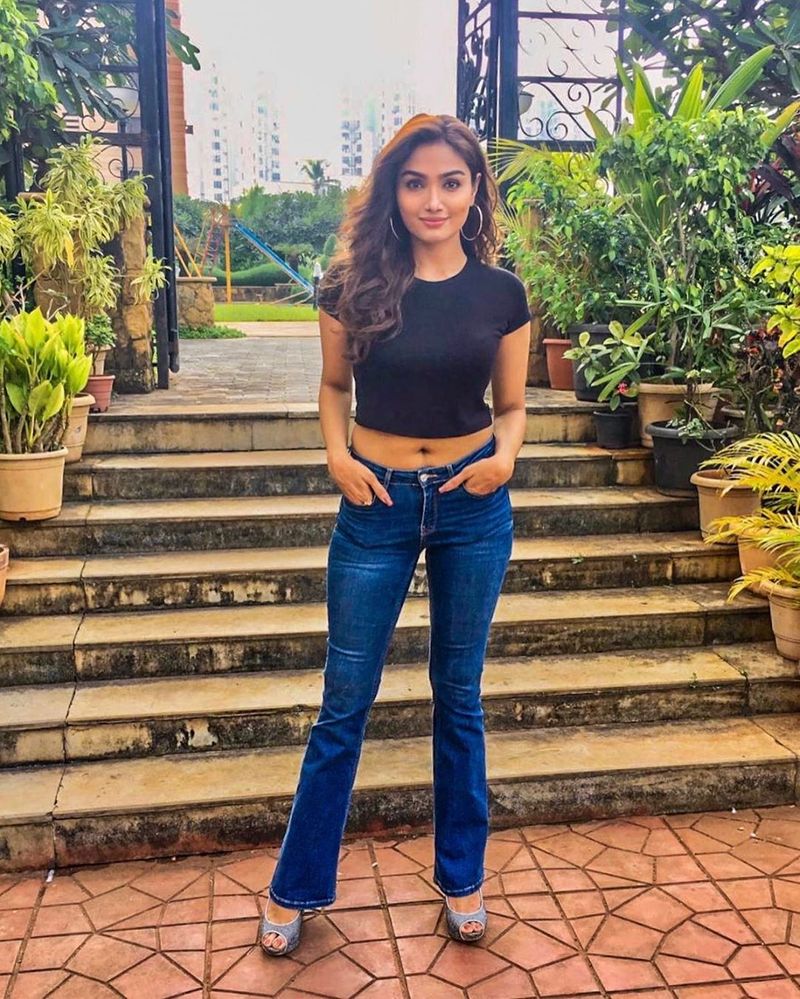 Aieshwarya devan 
