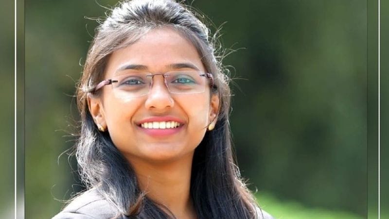खास बात यह है कि बालाघाट कलेक्टर दीपक आर्य ने एक दिन पहले ही ट्रेनी डिप्टी कलेक्टर निकिता मंडलोई को किरनापुर का कार्यप्रभार सौंपा है। चार्ज लेते ही महिला अधिकारी सड़क पर उतरी और यह चालान काट दिए।
