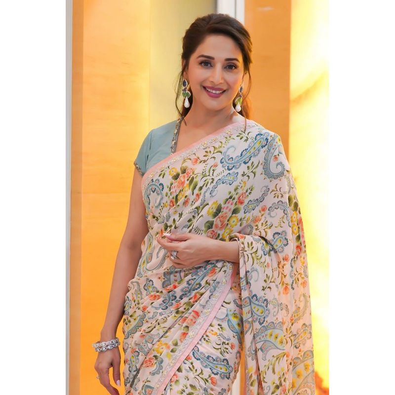 Madhuridixit 