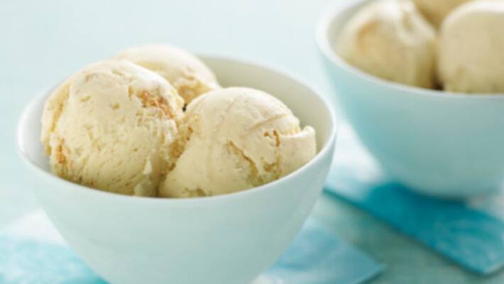 Mumbai eatery charges Rs 10 extra for ice-cream, fined Rs 2 lakh Mumbai eatery charges Rs 10 extra for ice-cream, fined Rs 2 lakh