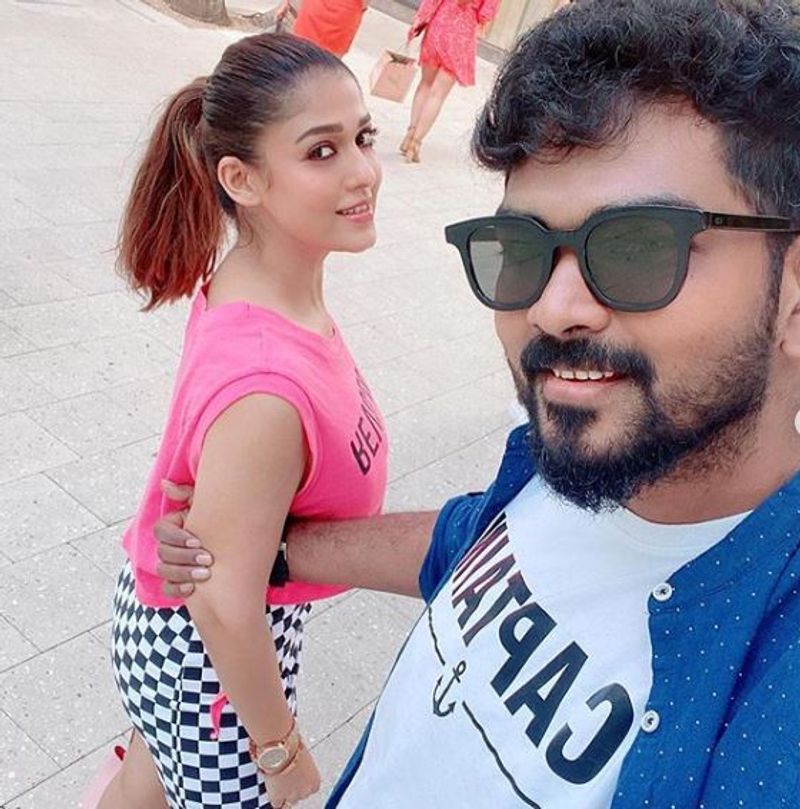 ಅತೀ ಶೀಘ್ರದಲ್ಲಿ ದಾಂಪತ್ಯ ಜೀವನಕ್ಕೆ ಕಾಲಿಡಬೇಕೆಂದು ನಿರ್ಧರಿಸಿದ್ದಾರೆ.