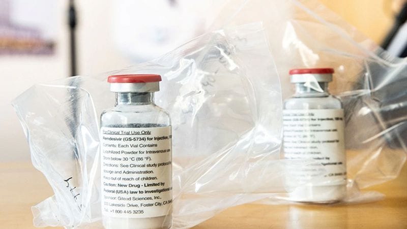 5- एम RNA वैक्सीन: अमेरिका की मॉडर्ना थेराप्युटिक्स बायोटेक्नोलॉजी कंपनी कोरोना की वैक्सीन बनाने में जुटी हुई है। कंपनी का मकसद है कि ऐसी वैक्सीन बनाई जाए, जो लोगों की प्रतिरोधक क्षमता को बढ़ाएगी। इससे कोरोना वायरस के खिलाफ शरीर को लड़ने की क्षमता मिलेगी और व्यक्ति कोरोना को हरा सकेगा। इस वैक्सीन के ट्रायल के लिए अमेरिका के नेशनल इंस्टीट्यूट ऑफ हेल्थ ने फंडिंग भी दी है। यह वैक्सीन मैसेंजर आरएनए पर आधारित है। वैज्ञानिकों ने जेनेटिक कोड तैयार किया है, इसका छोटा सा हिस्सा इंसान के शरीर में इंजेक्ट किया जाएगा। वैज्ञानिकों को उम्मीद है कि वे संक्रमण के खिलाफ प्रतिरोधक क्षमता बढ़ाने में कामयाब होंगे।