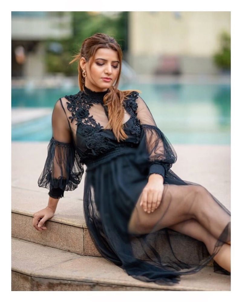 Sareekadhillon 