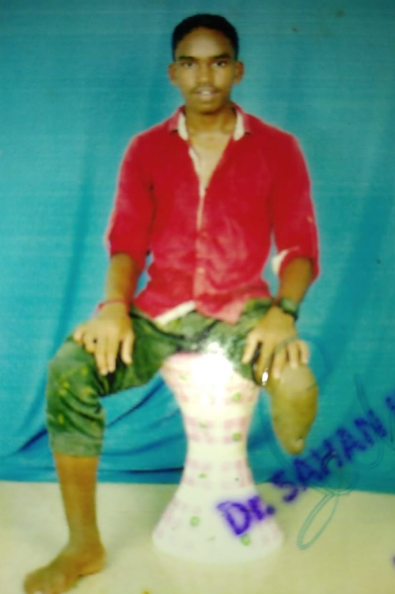 ಯಕ್ಷಗಾನವನ್ನೇ ವೃತ್ತಿಯಾಗಿಸಿ ಬದುಕು ಸಾಗಿಸಲು ಕಷ್ಟ. ಹವ್ಯಾಸಿಯಾಗಿಯೇ ಮುಂದುವರಿಯುತ್ತೇನೆ. ಬಣ್ಣದ ವೇಷಧಾರಿಯಾಗುವ ಹಂಬಲವೂ ಇದೆ ಎನ್ನುತ್ತಾನೆ.