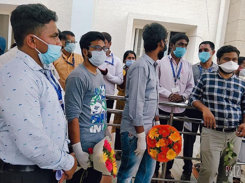 ಮೈಸೂರಿನ ಜಿಲ್ಲಾ ಆಸ್ಪತ್ರೆಗೆ ದಾಖಲಾಗಿದ್ದ 90 ಕೋವಿಡ್-19 ಸೋಂಕಿತರು ಗುಣಮುಖರಾಗಿದ್ದಾರೆ.
