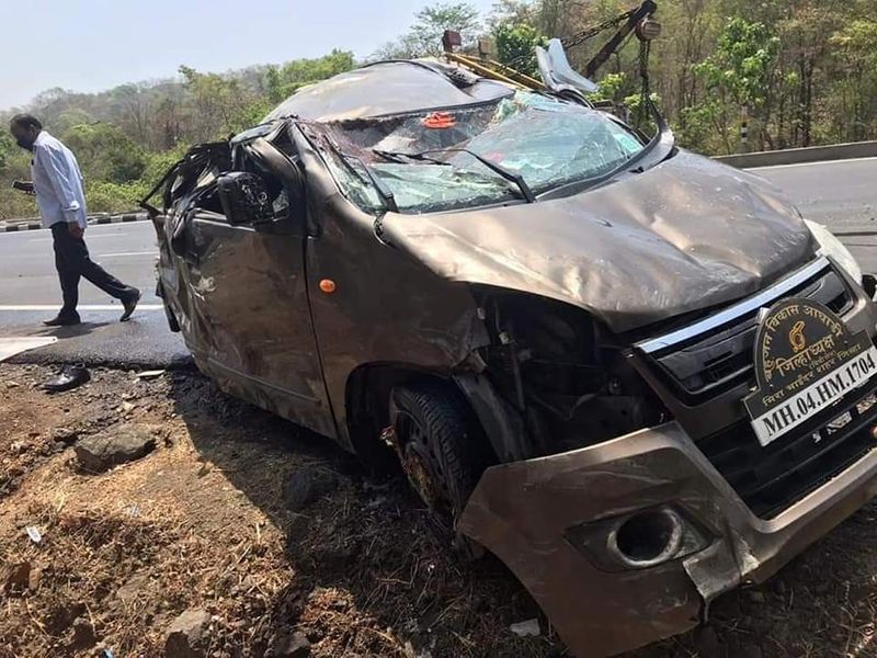 ಮಕ್ಕಳ ಕಳ್ಳರೆಂದು ಭಾವಿಸಿ ಸಾಧುಗಳ ಹತ್ಯೆ ಮಾಡಲಾಗಿದೆ ಎಂಬಂತೆ ಸುದ್ದಿ ಹರಡಿಸಲಾಗಿತ್ತು. ಇದೀಗ, ವಕೀಲ ದಿಗ್ವಿಜಯ್ ಅವರ ಸಾವು ಕೂಡ ಆಕಸ್ಮಿಕ ಎಂದು ಹೇಳಲಾಗಿದೆ.
