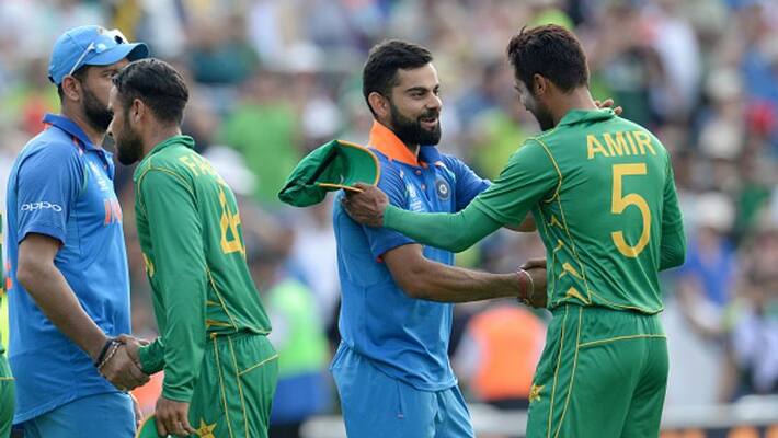 Mohammad Amir Terms India Pacer As "Best T20 Bowler", Says Comparisons With Shaheen Afridi "Foolish" Mohammad Amir Terms India Pacer As "Best T20 Bowler", Says Comparisons With Shaheen Afridi "Foolish"