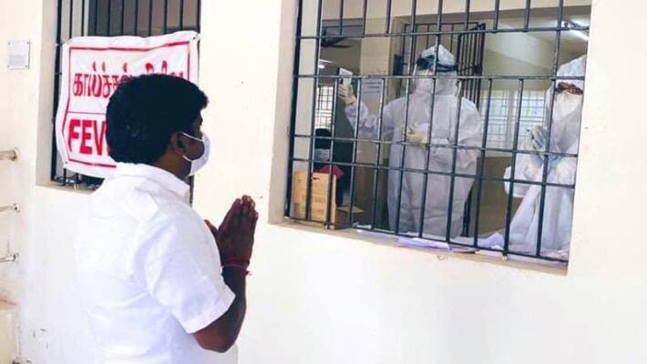 vijayabaskar bold visit to corona ward in tambaram government hospital vijayabaskar bold visit to corona ward in tambaram government hospital