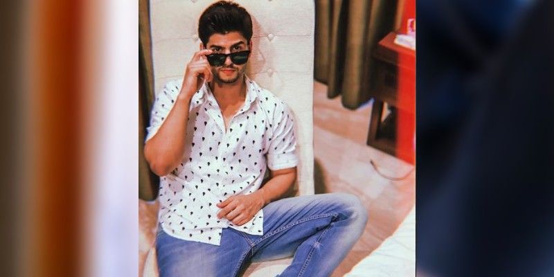 তবে এই মুহূর্তে বাবার থেকেও বেশি ছেলের জনপ্রিয়তা তুঙ্গে। সুনীল লাহরি রামায়ণে লক্ষণের ভূমিকায় অভিনয় করেছিলেন।