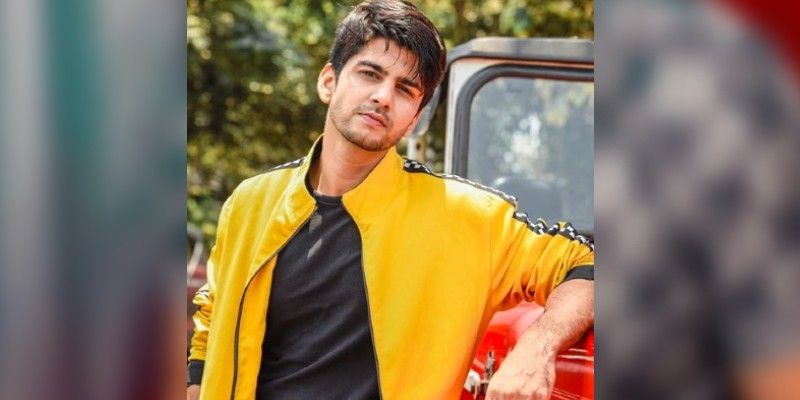 কৃষ আপাতত ছোটখাটো বিজ্ঞাপন এবং মডেলিং করেছেন। অভিনয় জগতে তাঁকে দেখা যাবে কি না সেই নিয়ে প্রশ্ন তুলছে ভক্তরা।