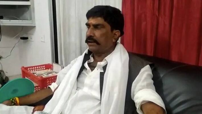 Liquor Seized From Buxar Sadar Congress MLA Sanjay Kumar Tiwari car Liquor Seized From Buxar Sadar Congress MLA Sanjay Kumar Tiwari car