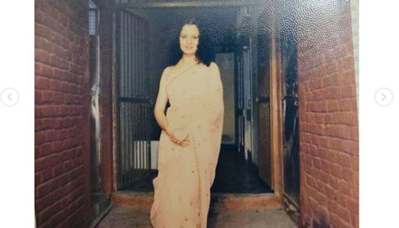 Kangana in saree.