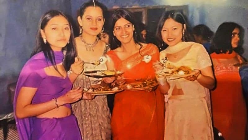 फोटो शेयर करते हुए कंगना ने लिखा, सच में नॉस्टेल्जिया। ये सभी फोटो 2003 में उस वक्त की हैं, जब मैं डीएवी स्कूल चंडीगढ़ के हॉस्टल में रहती थी। बता दें कि कई फोटो में कंगना अपनी फ्रेंड्स के साथ चिल करती नजर आ रही हैं। 
