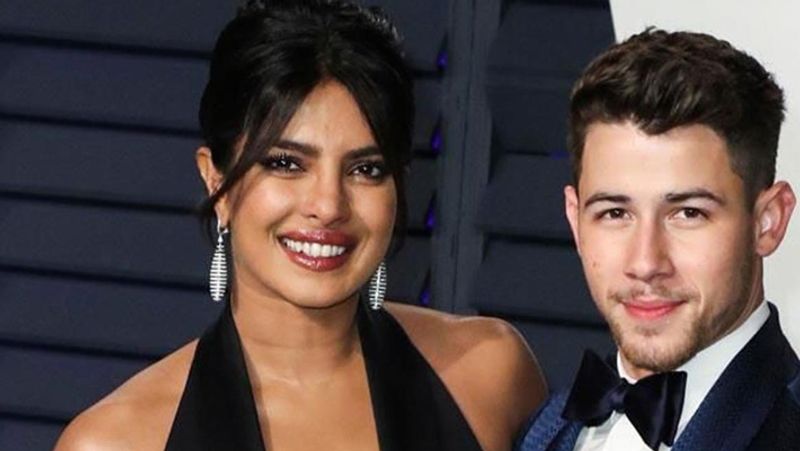 एक इंटरव्यू में प्रियंका ने साफ कर दिया था उनकी उम्र के फासले से जब उन्हें और निक को दिक्कत नहीं तो कोई और क्या सोचता है इससे उन्हें फर्क नहीं पड़ता। उन्होंने कहा- हमारे बीच जो नियम है वह सिर्फ यह कि हमें दो या तीन हफ्ते से अधिक बिना एक-दूसरे को देखे या साथ समय गुजारे बिना नहीं रहना है।