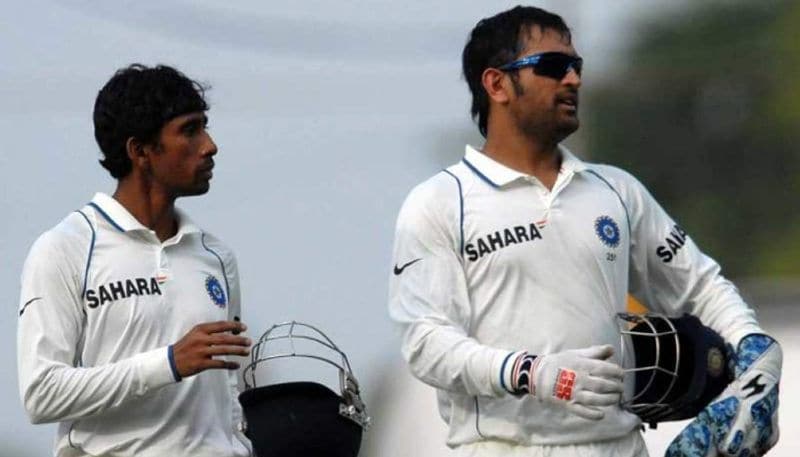 IPL 2020: Team India coach Ravi Sashtri appreciates Saha, Dhoni fans trolls him CRA