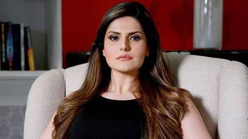 वे अपनी सफलता का श्रेय सलमान खान को देती हैं। उन्होंने एक इंटरव्यू में कहा था- 'मैं वीर में सलमान की हीरोइन थी, इसलिए आज लोग मुझे जानते हैं। मैं सलमान के बिना इंडस्ट्री में आने का सोच भी नहीं सकती।' 