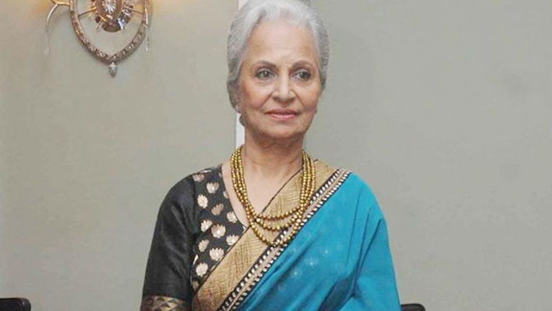 এদিকে ওয়াহিদার সঙ্গ সম্পর্কে জড়ানোর পর থেকে দাম্পত্য জীবনে ঝড় ওঠে গুরুর। গীতা দত্ত ত্যাগ করেন গুরুকে। যদি বিবাহ বিচ্ছেদ না করেও তারা আলাদা থাকতে শুরু করেন।