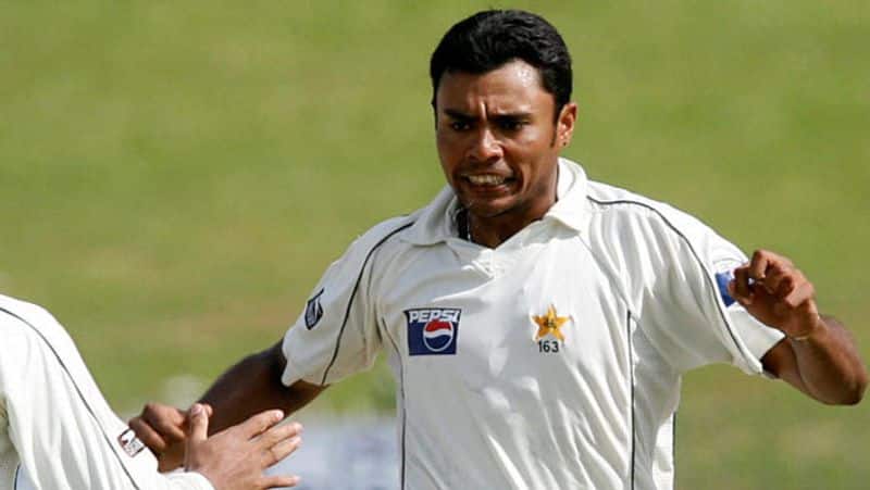 daniesh kaneria accused mohammad amir trying to threatened pakistan cricket board for his comeback