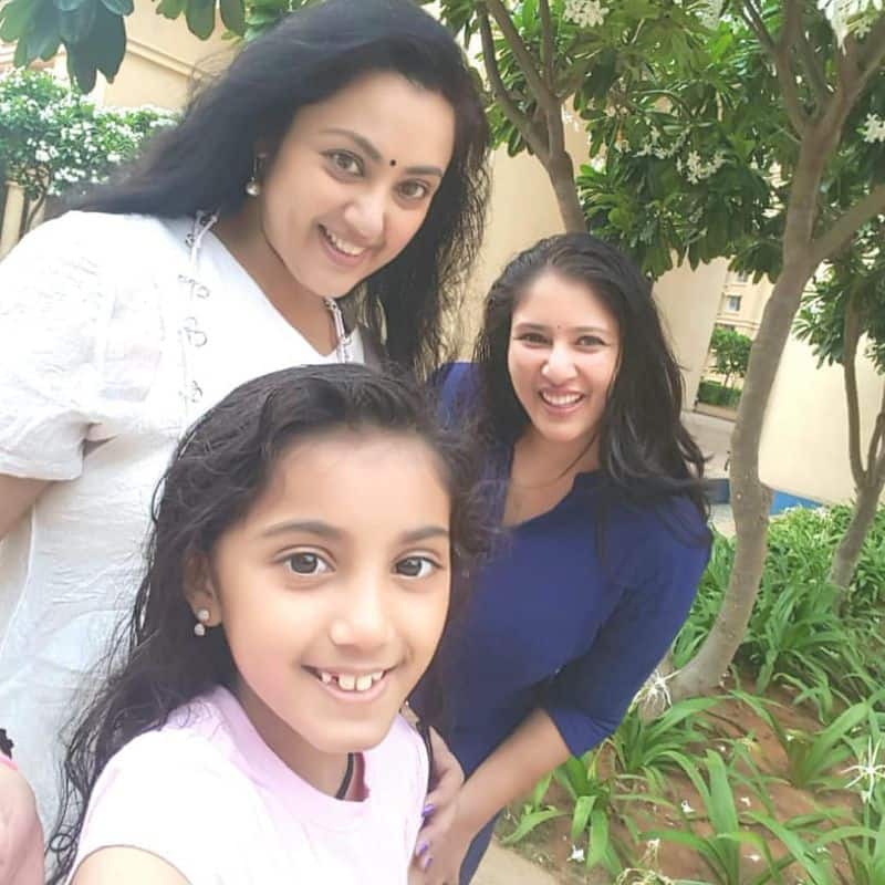 Thalapathy Vijay Heroine sangavi Blessed with baby girl at the age of 42