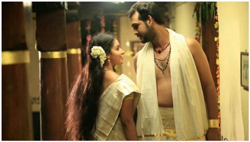 ദേവയാനം എന്ന സിനിമയില് നിന്നുള്ള രംഗം.