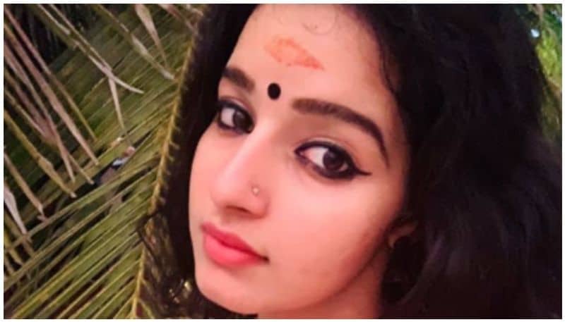 മാളവിക മേനോൻ